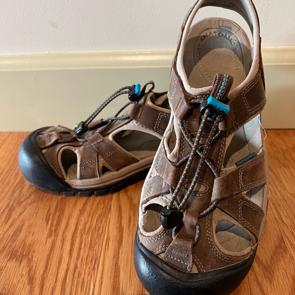 Keen waterproof hiking sandals